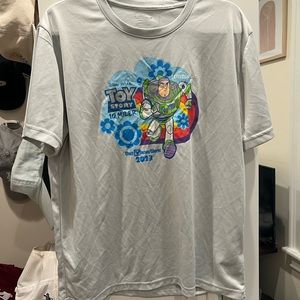 Disney 10-Miler Toy Story workout shirt
